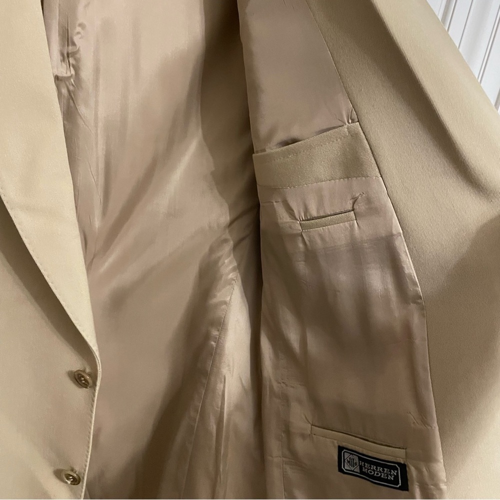 Hugo Boss Beige Textured Blazer Size Large - Picture 6 of 9
